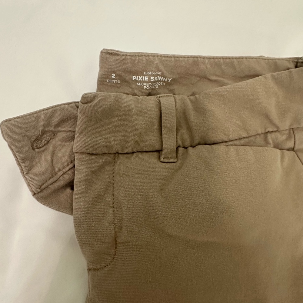 Pixi High-Rise Khaki Chinos
